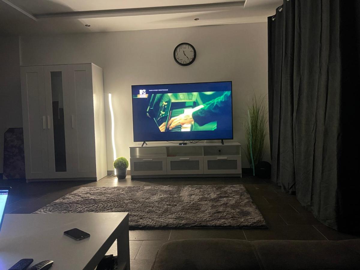 Malibu Apartman & Jacuzzi 미슈콜츠 외부 사진