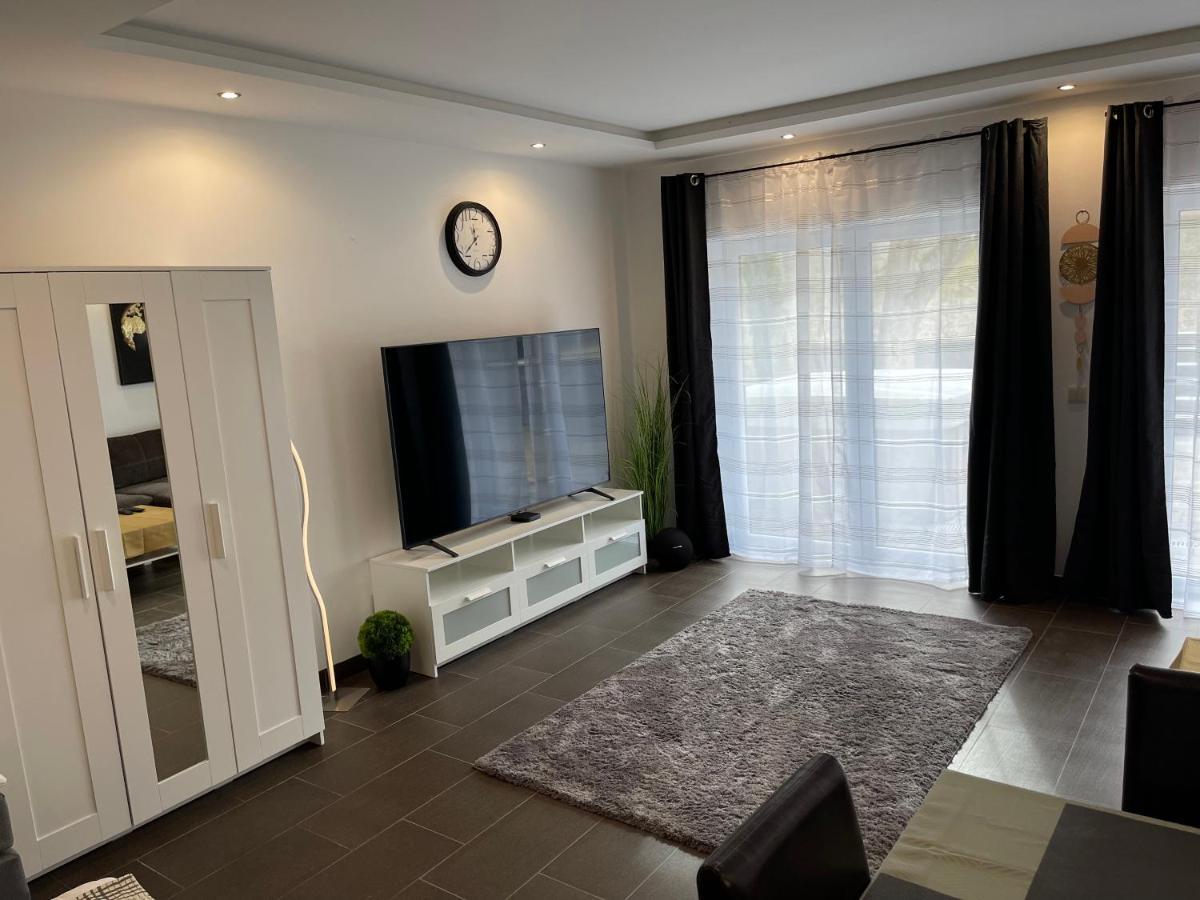 Malibu Apartman & Jacuzzi 미슈콜츠 외부 사진