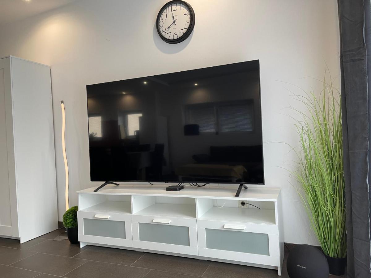Malibu Apartman & Jacuzzi 미슈콜츠 외부 사진